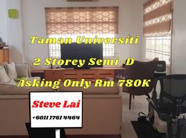 6 chambre Maison for sale in Pulai, Johor Bahru, Pulai