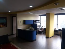 152 SqM Office for sale in Basilica of the National Vow, Quito, Quito, Quito