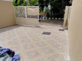 4 Habitación Villa en venta en Rungkut, East Jawa, Rungkut