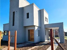 3 Bedroom House for sale in Rosario, Santa Fe, Rosario