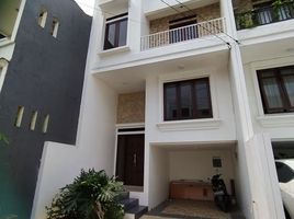 4 Bedroom House for sale in Cilandak Town Square, Cilandak, Cilandak