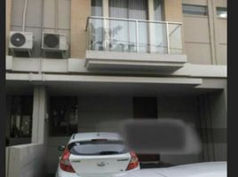 Villa 3 chambre à vendre à Wiyung, East Jawa, Wiyung, Surabaya