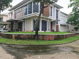 4 Bedroom House for sale in Lemahabang, Bekasi, Lemahabang