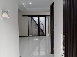 4 Habitación Villa en venta en Mulyorejo, East Jawa, Mulyorejo