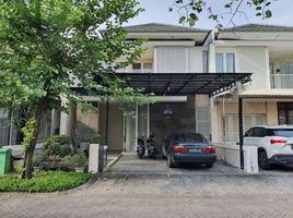 4 Habitación Villa en venta en Wiyung, East Jawa, Wiyung