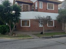 3 Bedroom House for sale in Lanus, Buenos Aires, Lanus