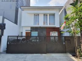 Villa 4 chambre à vendre à Sukolilo, East Jawa, Sukolilo