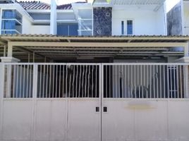 4 Habitación Villa en venta en Rungkut, East Jawa, Rungkut