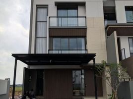 5 Bedroom House for sale in Serpong, Tangerang, Serpong