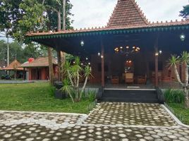 5 Bedroom Villa for sale in Seyegan, Sleman, Seyegan