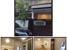 6 Bedroom House for sale in Dukuhpakis, Surabaya, Dukuhpakis