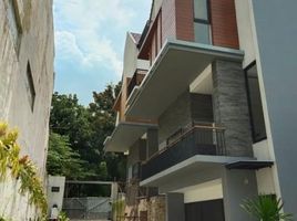 4 Kamar Vila for sale in Kebayoran Lama, Jakarta Selatan, Kebayoran Lama