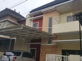 4 Schlafzimmer Haus zu verkaufen in Ngaglik, Yogyakarta, Ngaglik