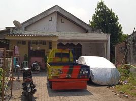 5 Kamar Rumah for sale in Lakarsantri, Surabaya, Lakarsantri