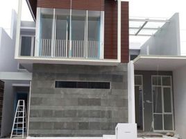 4 Habitación Villa en venta en Lakarsantri, East Jawa, Lakarsantri