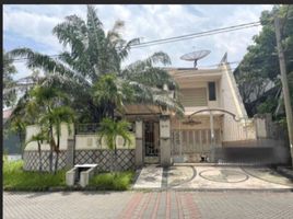 5 Bedroom Villa for sale in Kenjeran, Surabaya, Kenjeran