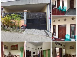 4 Bedroom House for sale in Jambangan, Surabaya, Jambangan