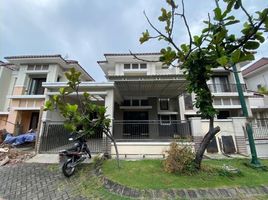 4 Bedroom House for sale in Wonocolo, Surabaya, Wonocolo