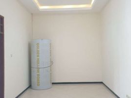 3 Habitación Villa en venta en Wiyung, East Jawa, Wiyung
