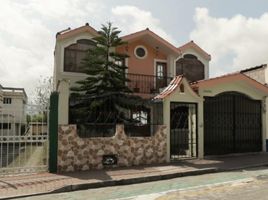 5 Bedroom House for sale in Imbabura, Cotacachi, Cotacachi, Imbabura