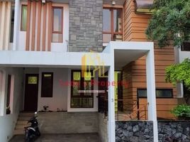 4 Bedroom House for sale in Medistra Hospital, Mampang Prapatan, Cilandak