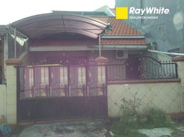 4 Habitación Villa en venta en Wiyung, East Jawa, Wiyung