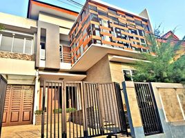 4 Bedroom House for sale in Universitas Katolik Indonesia Atma Jaya, Tanah Abang, Kebayoran Lama