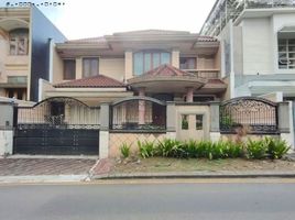 7 Kamar Rumah for sale in Lakarsantri, Surabaya, Lakarsantri