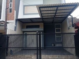 3 Bedroom House for sale in Waru, Sidoarjo, Waru