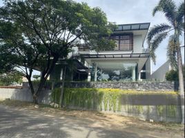 6 Bedroom House for sale in Lakarsantri, Surabaya, Lakarsantri