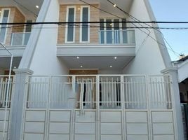 3 Habitación Villa en venta en Mulyorejo, East Jawa, Mulyorejo