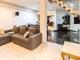 2 Habitación Casa en venta en Rosario, Santa Fe, Rosario