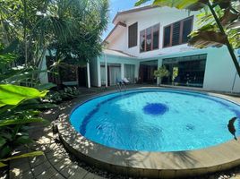 8 Bedroom House for sale in Cilandak Town Square, Cilandak, Kebayoran Lama