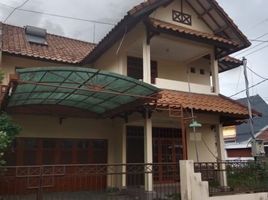 4 Schlafzimmer Villa zu verkaufen in Wiyung, East Jawa, Wiyung