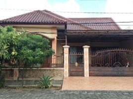 4 Kamar Rumah for sale in Gayungan, Surabaya, Gayungan