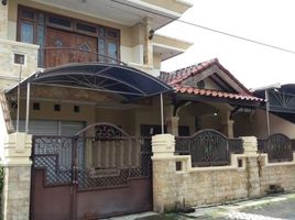 5 Bedroom House for sale in Dukuhpakis, Surabaya, Dukuhpakis