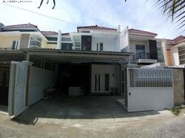 4 Habitación Villa en venta en Rungkut, East Jawa, Rungkut