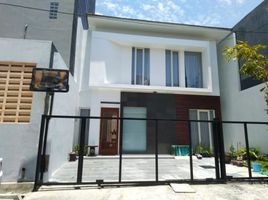 5 Schlafzimmer Haus zu verkaufen in Sukolilo, East Jawa, Sukolilo