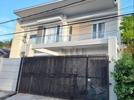 6 Bedroom House for sale in Waru, Sidoarjo, Waru