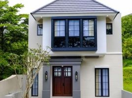 4 Bedroom House for sale in Banyumanik, Semarang, Banyumanik