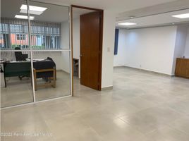 236 m2 Office for rent in Mexico City, Miguel Hidalgo, Mexico City