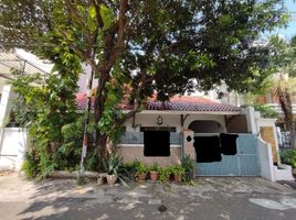 4 Bedroom House for sale in Universitas Katolik Indonesia Atma Jaya, Tanah Abang, Kebayoran Lama