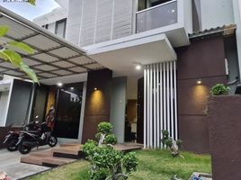 4 Habitación Villa en venta en Lakarsantri, East Jawa, Lakarsantri