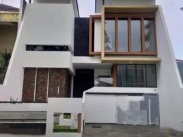 5 Bedroom Villa for sale in Mulyorejo, Surabaya, Mulyorejo