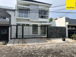 6 Habitación Casa en venta en Tenggilis Mejoyo, East Jawa, Tenggilis Mejoyo, Surabaya, East Jawa