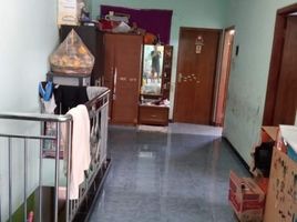 5 Schlafzimmer Villa zu verkaufen in Dukuhpakis, East Jawa, Dukuhpakis
