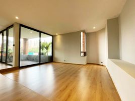 3 Bedroom Apartment for sale in Bare Foot Park (Parque de los Pies Descalzos), Medellin, Medellin