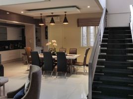 5 Bedroom House for sale in Lakarsantri, Surabaya, Lakarsantri