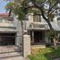 4 Bedroom House for rent in Dukuhpakis, East Jawa, Dukuhpakis, Surabaya