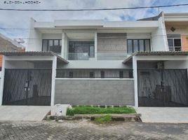 4 Habitación Villa en venta en Sukolilo, East Jawa, Sukolilo